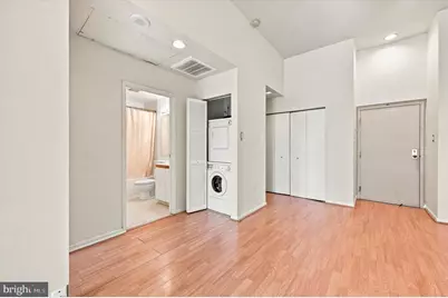 1601 Spring Garden Street #M114, Philadelphia, PA 19130 - Photo 16