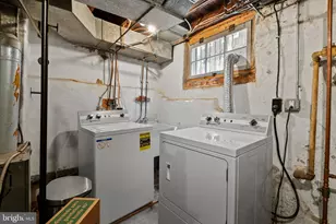 320 S Iseminger St, Philadelphia, PA 19107 - Photo 56