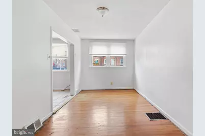 106 E Cheltenham Avenue, Philadelphia, PA 19120 - Photo 8