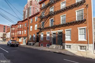 1341 Lombard St, Philadelphia, PA 19147 - Photo 26