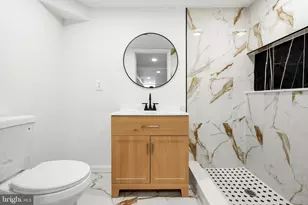 5919 N Hutchinson St, Philadelphia, PA 19141 - Photo 18