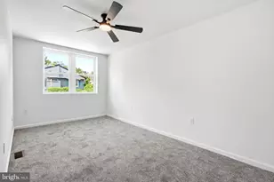 5919 N Hutchinson St, Philadelphia, PA 19141 - Photo 32