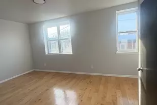 975 N Lawrence St, Philadelphia, PA 19123 - Photo 2