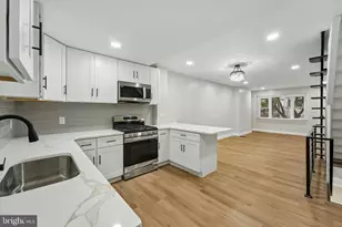 1534 S Woodstock St, Philadelphia, PA 19146 - Photo 8