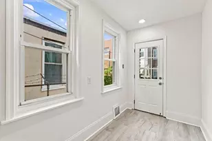 2428 E Huntingdon St, Philadelphia, PA 19125 - Photo 6