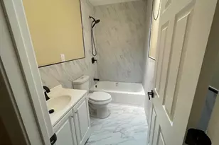 5730 Kemble Ave, Philadelphia, PA 19141 - Photo 12