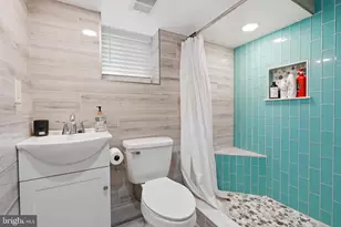 9876 Wistaria St, Philadelphia, PA 19115 - Photo 22