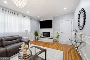 9876 Wistaria St, Philadelphia, PA 19115 - Photo 4