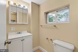 1805 Wylie St, Philadelphia, PA 19130 - Photo 8