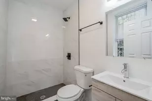 405 S 42nd St, Philadelphia, PA 19104 - Photo 20
