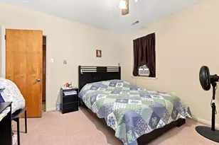 838 N Woodstock St, Philadelphia, PA 19130 - Photo 20