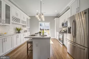732 Daly St, Philadelphia, PA 19148 - Photo 1
