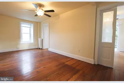 102 E Mount Airy Avenue #2R, Philadelphia, PA 19119 - Photo 6