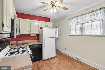 368 Flamingo Street, Philadelphia, PA 19128 - Photo 8