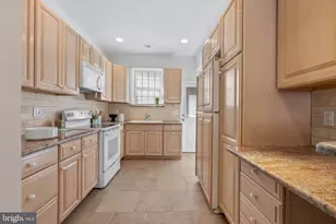 2132 S Chadwick St, Philadelphia, PA 19145 - Photo 10