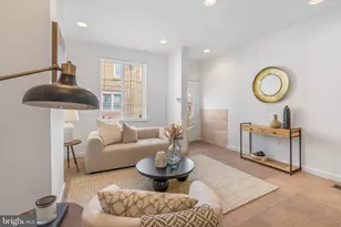 2132 S Chadwick St, Philadelphia, PA 19145 - Photo 6
