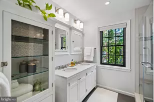 1110 Waverly St, Philadelphia, PA 19147 - Photo 16