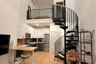 136 Chestnut St, Philadelphia, PA 19106 - Photo 2