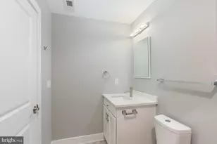 2729 W Glenwood Ave, Philadelphia, PA 19121 - Photo 6
