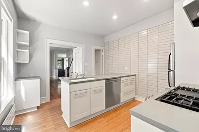 889 N 25th Street, Philadelphia, PA 19130 - Photo 14