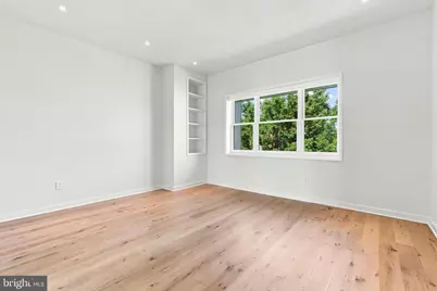 889 N 25th Street, Philadelphia, PA 19130 - Photo 38