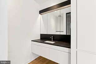 889 N 25th St, Philadelphia, PA 19130 - Photo 38