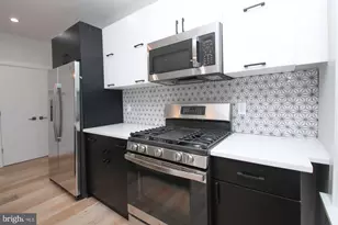 810 N Uber St, Philadelphia, PA 19130 - Photo 6