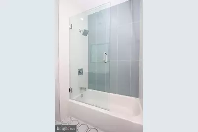 810 N Uber Street #3, Philadelphia, PA 19130 - Photo 18