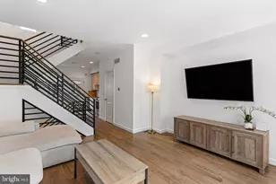 867 N Opal St, Philadelphia, PA 19130 - Photo 2