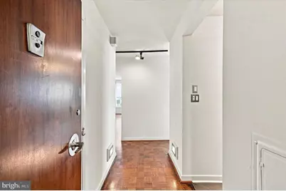 224 W Rittenhouse Square #1410, Philadelphia, PA 19103 - Photo 32