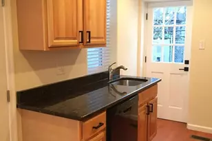 2132 Sigel St, Philadelphia, PA 19145 - Photo 10