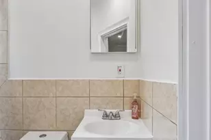 541 Sigel St, Philadelphia, PA 19148 - Photo 18