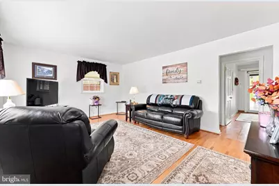 7708 Brous Avenue, Philadelphia, PA 19152 - Photo 8