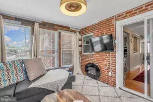 555 Devereaux Ave, Philadelphia, PA 19111 - Photo 16