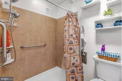 555 Devereaux Avenue, Philadelphia, PA 19111 - Photo 22