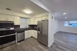 8947 Alton St, Philadelphia, PA 19115 - Photo 2