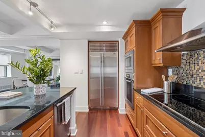 1701 Locust Street #1914, Philadelphia, PA 19103 - Photo 10
