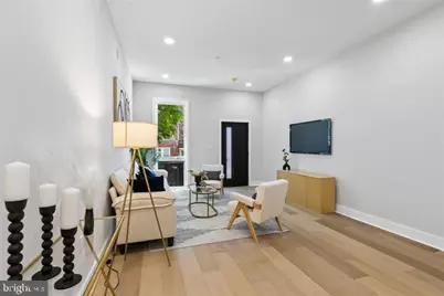1437 S 8th Street, Philadelphia, PA 19147 - Photo 2