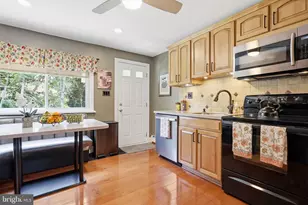 1913 Sanford St, Philadelphia, PA 19116 - Photo 14