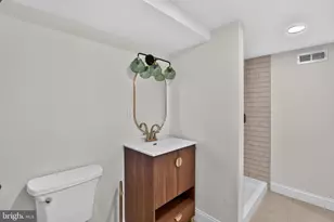 8238 Fayette St, Philadelphia, PA 19150 - Photo 16