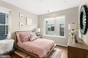 3031 Bridgeview walk, Philadelphia, PA 19125 - Photo 16