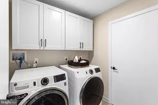 3031 Bridgeview walk, Philadelphia, PA 19125 - Photo 20