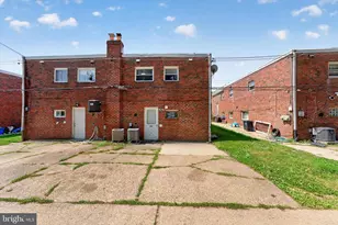 2261 Strahle St, Philadelphia, PA 19152 - Photo 18