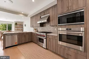 141 S Hancock St, Philadelphia, PA 19106 - Photo 6