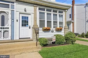 4305 Linden Ave, Philadelphia, PA 19114 - Photo 2