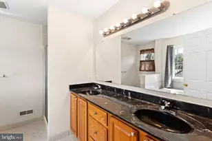 12046 Sewell Rd, Philadelphia, PA 19116 - Photo 32