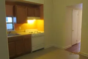 1745 S 16th St, Philadelphia, PA 19145 - Photo 2