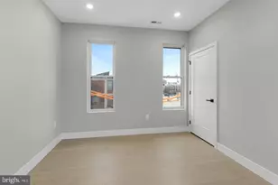 1343 Fitzwater St, Philadelphia, PA 19147 - Photo 8