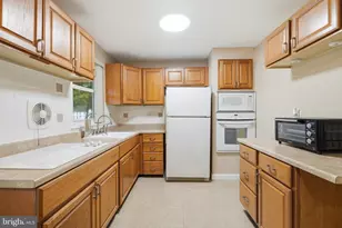 9176 Ryerson Rd, Philadelphia, PA 19114 - Photo 14