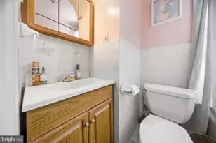 2421 S Fairhill St, Philadelphia, PA 19148 - Photo 16